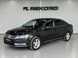 2011 Volkswagen Passat B7, серый, 1249000 рублей, вид 3