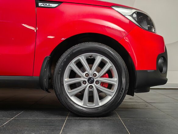 2018 Kia Soul II Рестайлинг, красный - вид 23