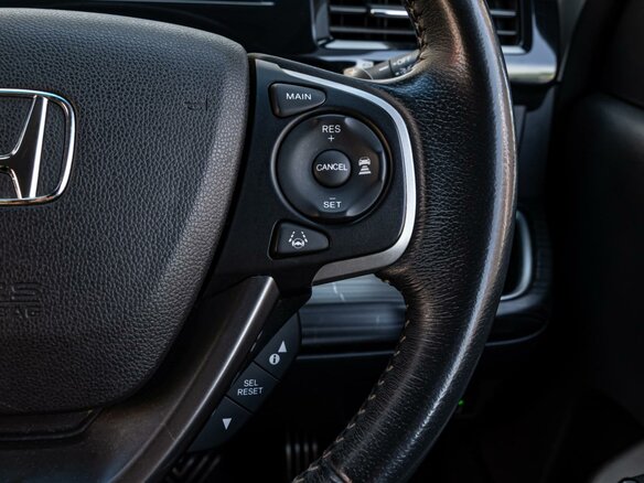 2016 Honda Stepwgn Spada V, чёрный, 2030000 рублей - вид 17