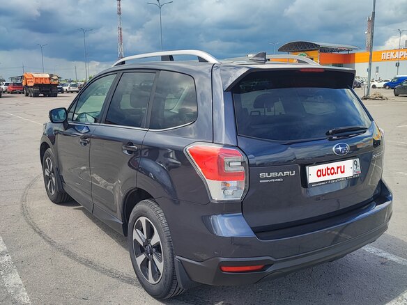 2017 Subaru Forester IV Рестайлинг 2, серый - вид 4