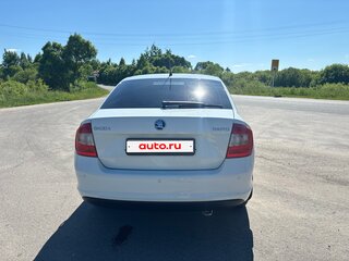 2014 Skoda Rapid I, белый, 800000 рублей, вид 4