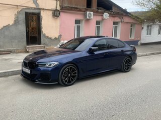 2018 BMW 5 серии 520d VII (G30/G31/G38), синий, 3440000 рублей, вид 4