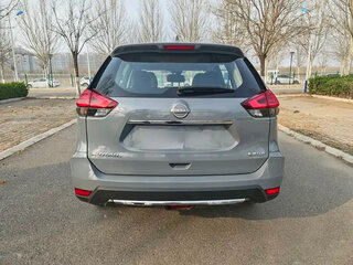 2026 Nissan X-Trail III Рестайлинг 2, серый, 2400000 рублей, вид 4