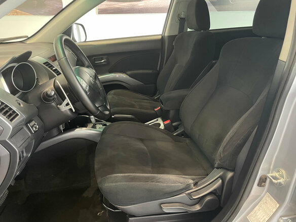 2008 Mitsubishi Outlander II, серебристый - вид 9