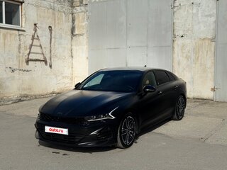 2020 Kia K5 III, чёрный, 2700000 рублей, вид 3