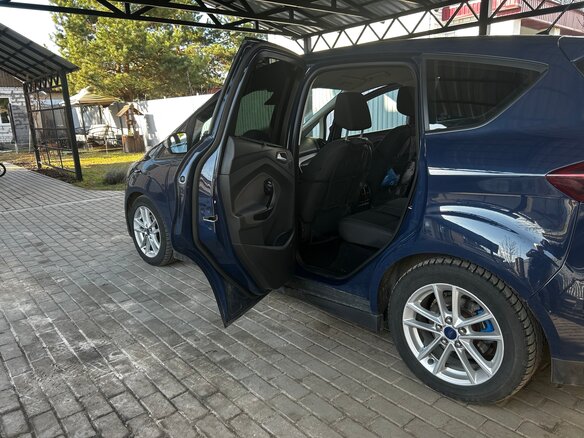 2016 Ford C-MAX II Рестайлинг, синий, 1300000 рублей - вид 24