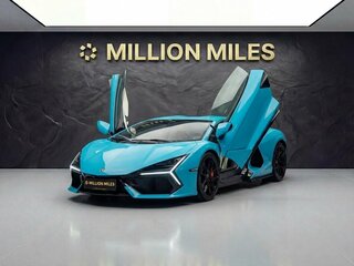 Lamborghini Revuelto