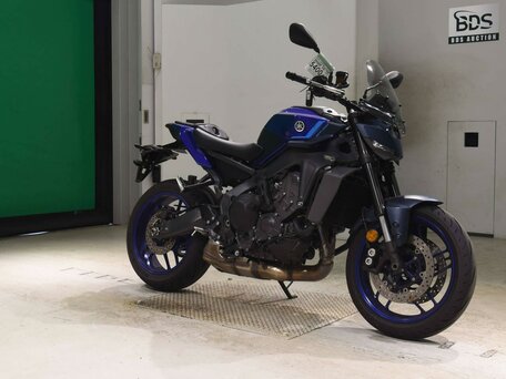 2025 Yamaha MT-09 (FZ-09), синий, 1247000 рублей, вид 3
