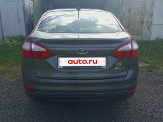 2017 Ford Fiesta Mk6 Рестайлинг, серый, 750000 рублей, вид 3