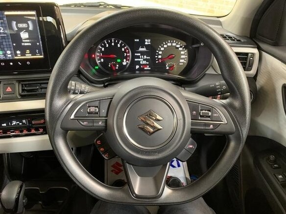 2023 Suzuki Swift VI, белый, 1323750 рублей - вид 14