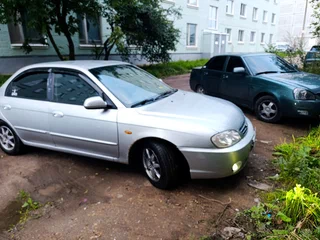 2007 Kia Spectra I Рестайлинг 2, белый, 215000 рублей, вид 4