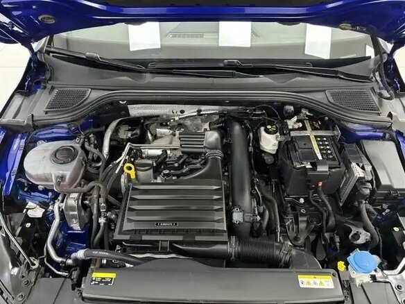 2022 Volkswagen Golf VIII, синий, 1679000 рублей - вид 13