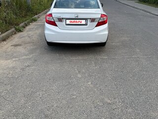 2012 Honda Civic IX, белый, 1310000 рублей, вид 4