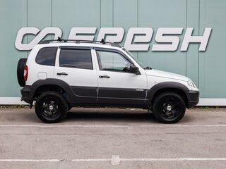 2013 Chevrolet Niva I Рестайлинг, белый, 590000 рублей, вид 5