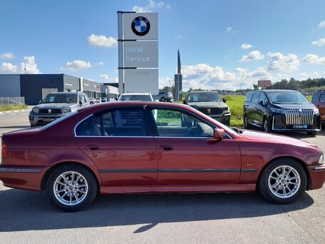 1997 BMW 5 серии 523i IV (E39), пурпурный, 470000 рублей, вид 2