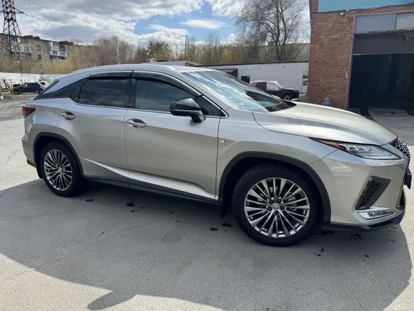 2020 Lexus RX 300 IV Рестайлинг, серый, 4600000 рублей - вид 2