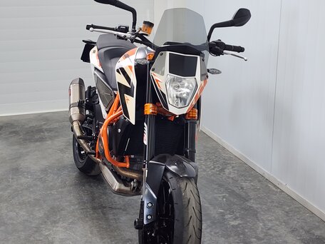 2013 KTM 690 Duke R, белый, 449000 рублей, вид 3