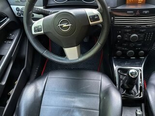2007 Opel Astra 6-speed H Рестайлинг, чёрный, 250000 рублей, вид 5