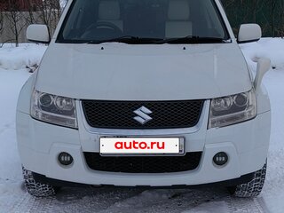 2005 Suzuki Escudo III, белый, 850000 рублей, вид 2