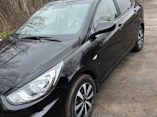 2011 Hyundai Solaris I, чёрный, 735000 рублей, вид 1