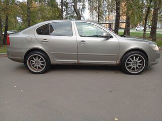 2012 Skoda Octavia II (A5) Рестайлинг, бежевый, 599000 рублей, вид 4