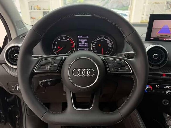 2022 Audi Q2 L 35 TFSI I Рестайлинг, чёрный, 1580000 рублей - вид 8