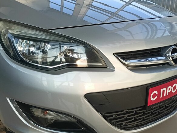 2013 Opel Astra J Рестайлинг, серебристый, 502000 рублей - вид 9