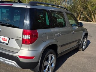 2017 Skoda Yeti I Рестайлинг, бежевый, 1700000 рублей, вид 4