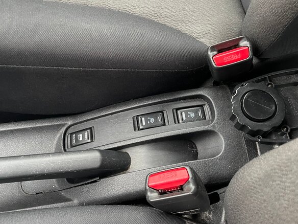 2012 Nissan Note I Рестайлинг, красный, 600000 рублей - вид 6