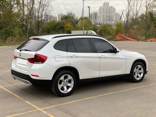 2013 BMW X1 18i I (E84) Рестайлинг, белый, 1500000 рублей, вид 4