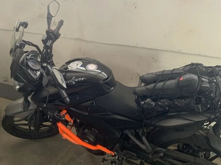 2019 Bajaj Pulsar NS 200, чёрный, 230000 рублей, вид 1