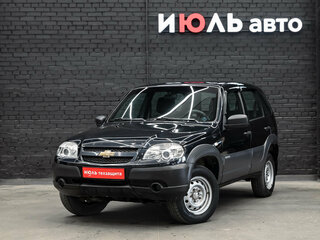 2018 Chevrolet Niva I Рестайлинг, чёрный, 800000 рублей, вид 1