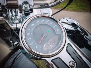 2025 Harley-Davidson Fat Boy, чёрный, 2815000 рублей, вид 5