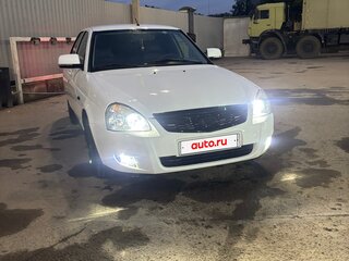 2013 Lada (ВАЗ) Priora I Рестайлинг, белый, 455000 рублей, вид 1
