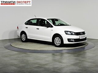 2015 Volkswagen Polo V Рестайлинг, белый, 987000 рублей, вид 3