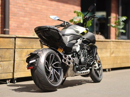 2026 Ducati Diavel V4, чёрный, 3200000 рублей, вид 4