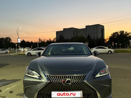 2019 Lexus ES 350 VII, серый, 3500000 рублей, вид 2