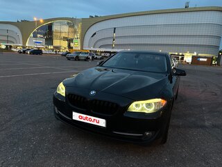 2010 BMW 5 серии 523i VI (F10/F11/F07), чёрный, 1340000 рублей, вид 2