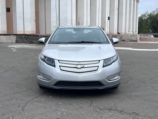 2013 Chevrolet Volt I, серебристый, 940000 рублей, вид 2