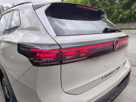 2026 Volkswagen Tiguan L Pro III (China Market), серый, 4290000 рублей, вид 5