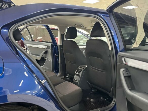 2014 Skoda Octavia III (A7), синий, 825000 рублей - вид 11