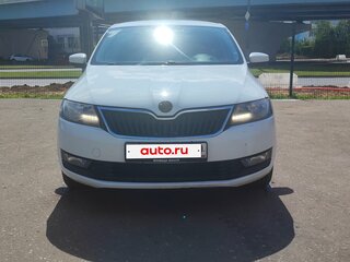 2017 Skoda Rapid I Рестайлинг, белый, 900000 рублей, вид 1