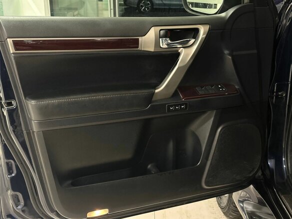2017 Lexus GX 460 II Рестайлинг, синий, 3975000 рублей - вид 7