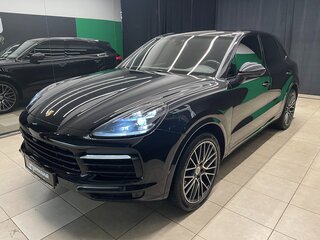 2018 Porsche Cayenne S III, чёрный, 5750000 рублей, вид 3