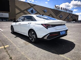 2023 Hyundai Elantra N Line VII (CN7) Рестайлинг, белый, 1670000 рублей, вид 4