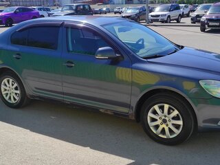 2012 Skoda Octavia II (A5) Рестайлинг, серый, 803000 рублей, вид 5