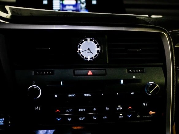 2016 Lexus RX 200t IV, белый, 4100000 рублей - вид 17
