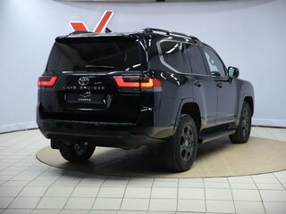 2021 Toyota Land Cruiser 300 Series, чёрный, 8890000 рублей, вид 5