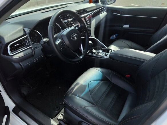 2019 Toyota Camry VIII (XV70), белый, 2499999 рублей - вид 9