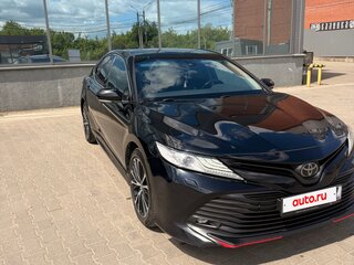 2020 Toyota Camry VIII (XV70), чёрный, 2850000 рублей, вид 1